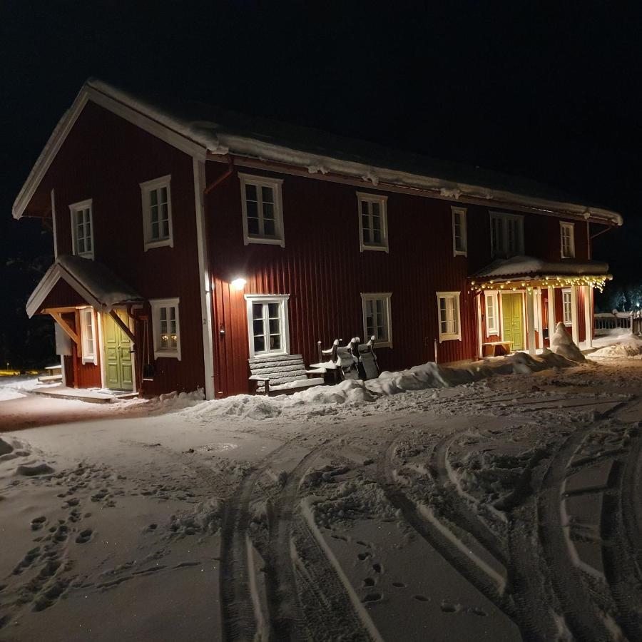 Backamgården Villa Sälen Exteriör bild