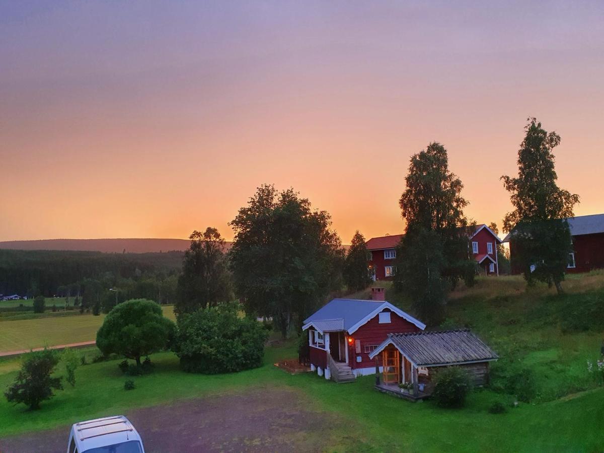 Backamgården Villa Sälen Exteriör bild