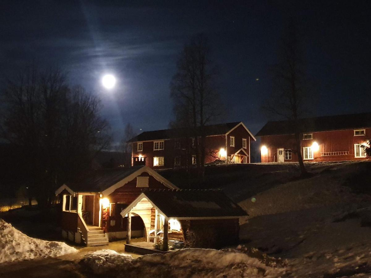 Backamgården Villa Sälen Exteriör bild