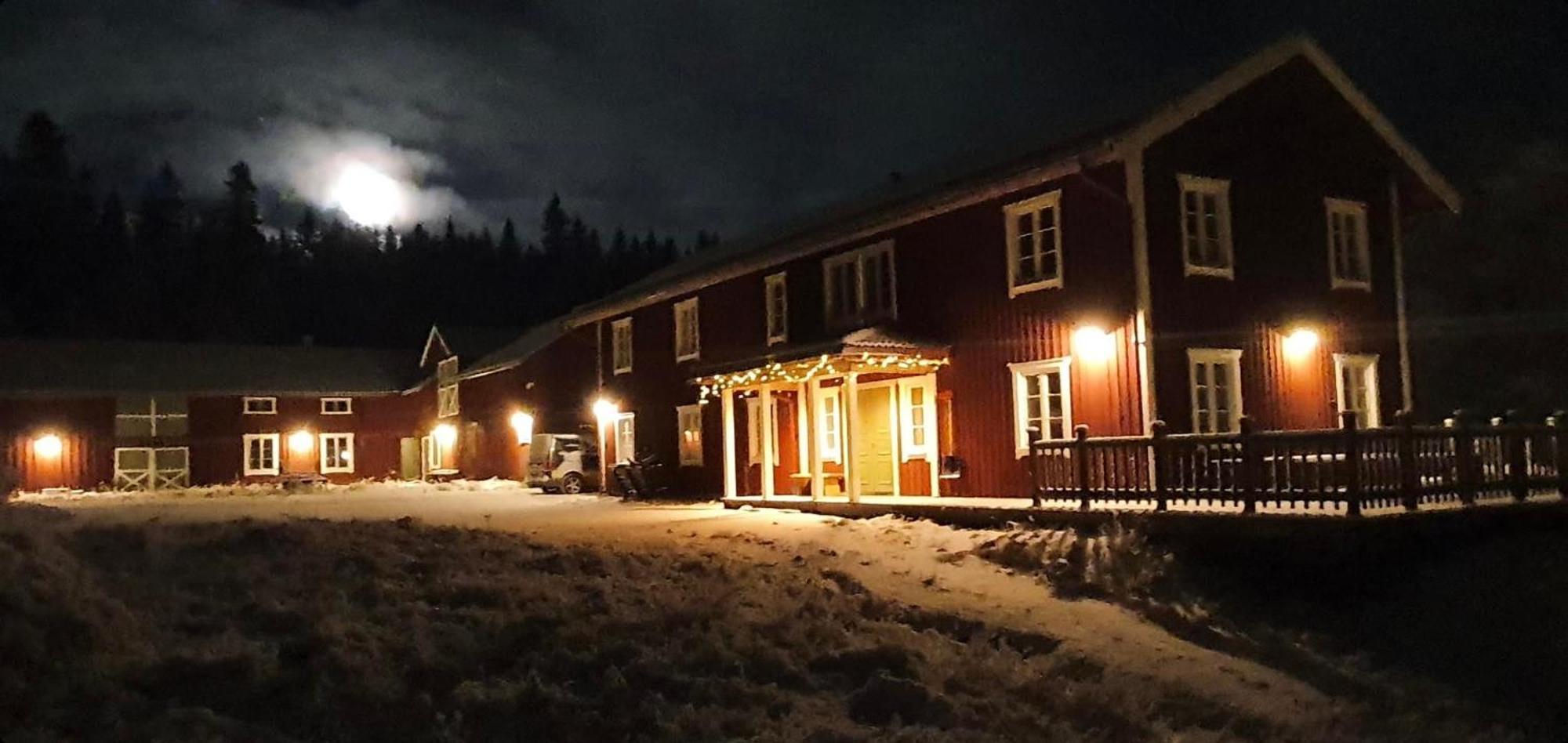 Backamgården Villa Sälen Exteriör bild